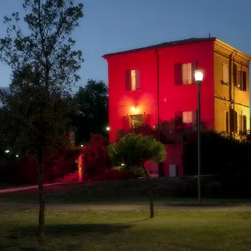 La Casa Rossa - Red House La Casa Rossa - Red House