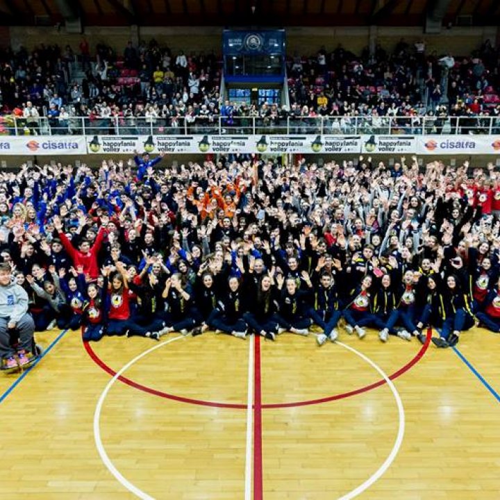 8° HAPPYFANIA VOLLEY 8° HAPPYFANIA VOLLEY