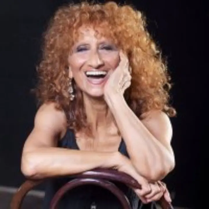  COM’È ANCORA UMANO LEI, CARO FANTOZZI COM’È ANCORA UMANO LEI, CARO FANTOZZI